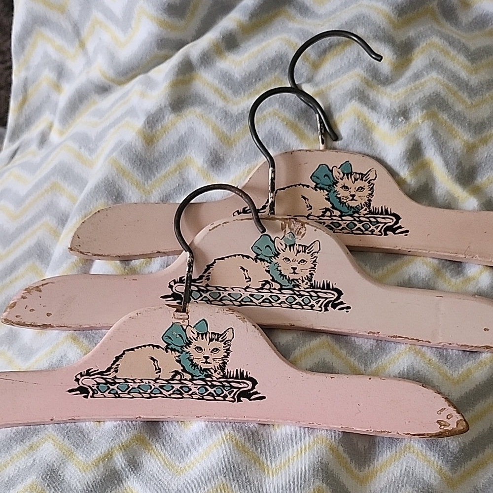 Vintage Pink Cat Print Kids Hangers